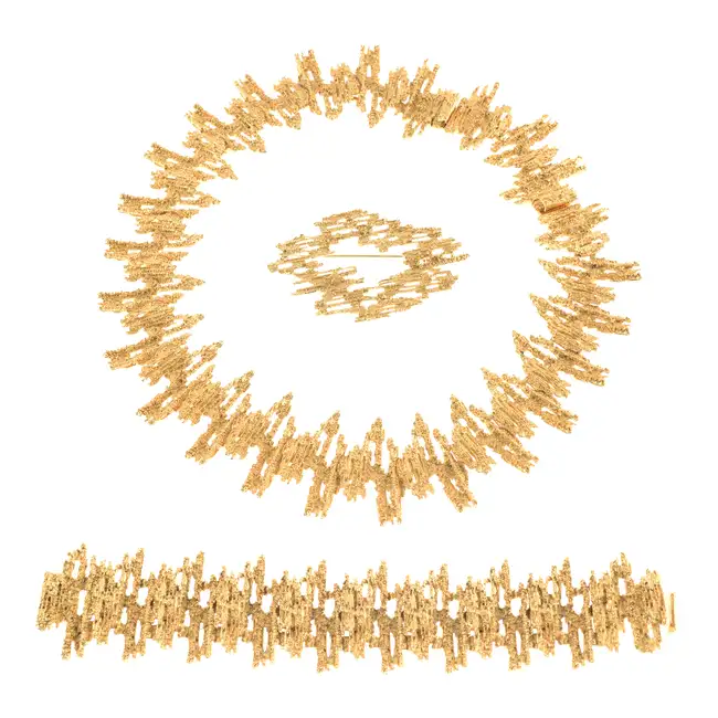 Mid 20th c. textured costume jewellery suite