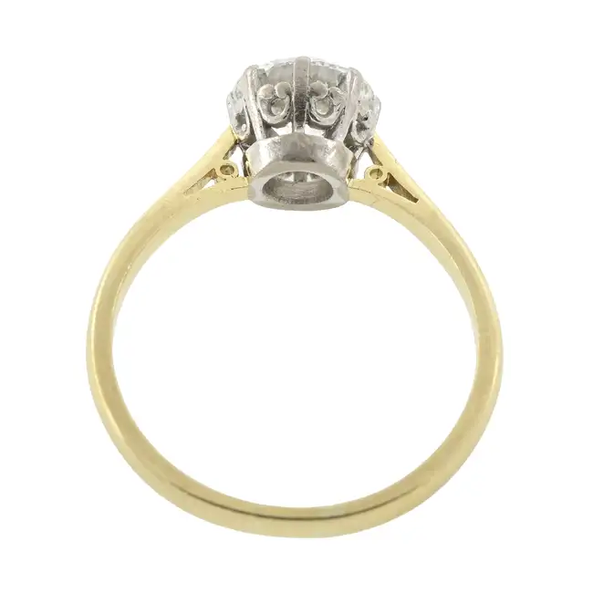 Diamond single-stone ring