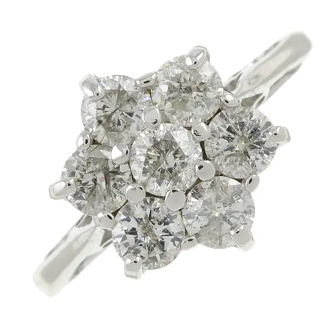 Diamond cluster ring