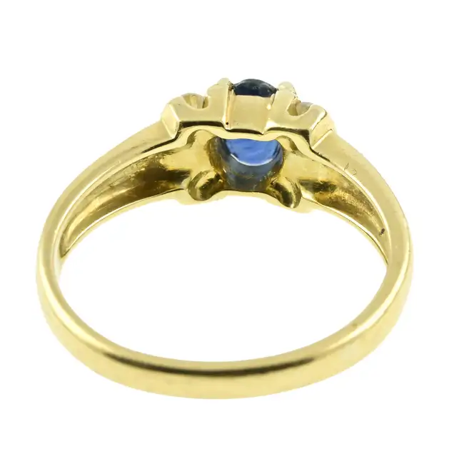 18ct gold sapphire & diamond ring