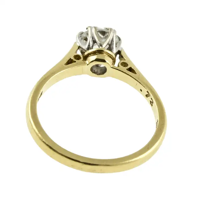 18ct gold diamond single-stone ring
