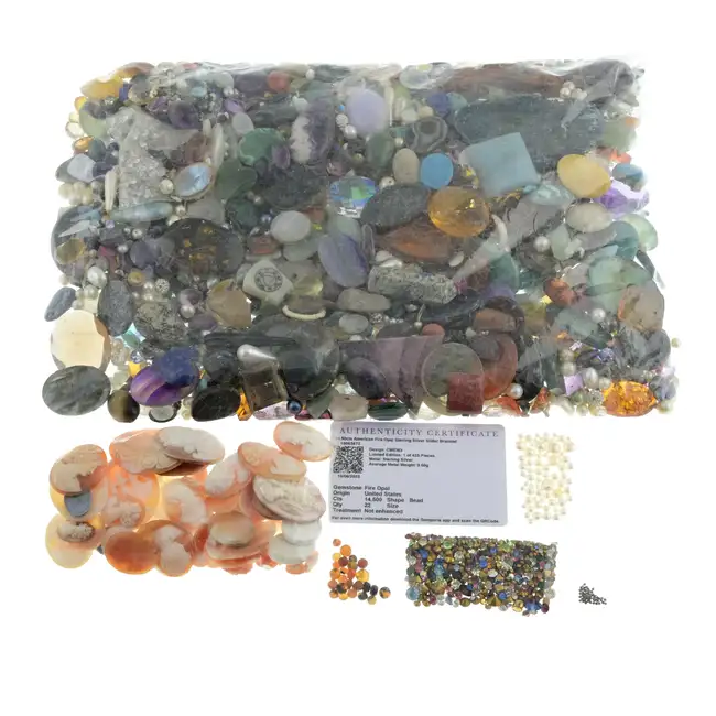 Assorted gemstones & cameos, 2.37kg