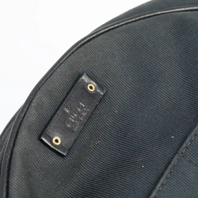 Gucci - Half Moon Shoulder Bag