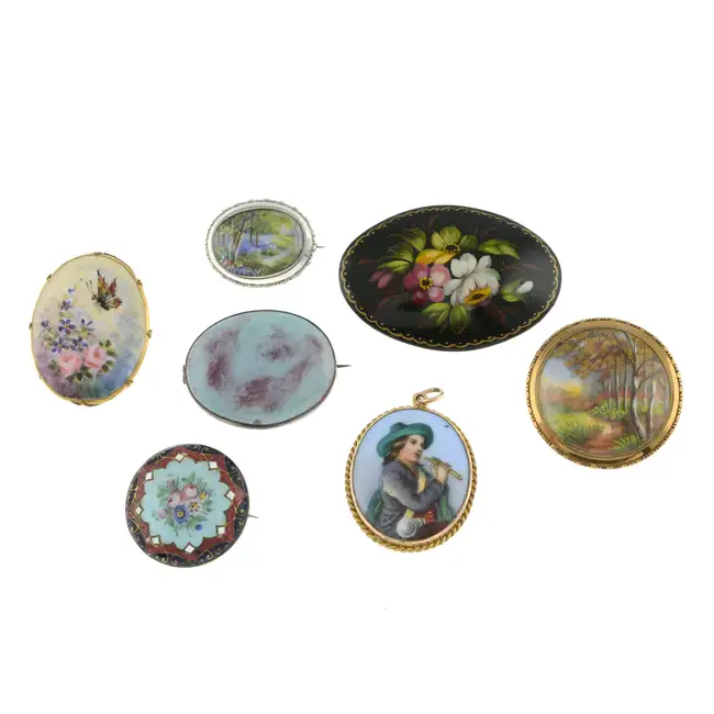 Selection of painted jewellry