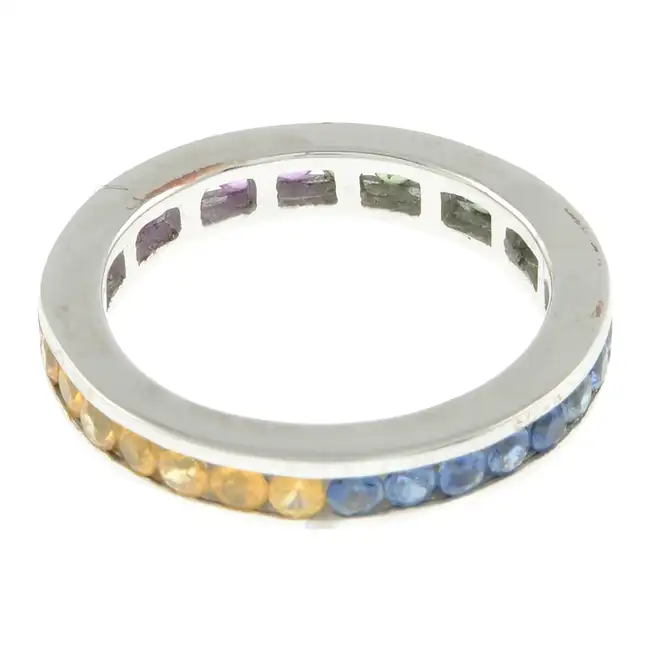 18ct gold vari-hue sapphire ring