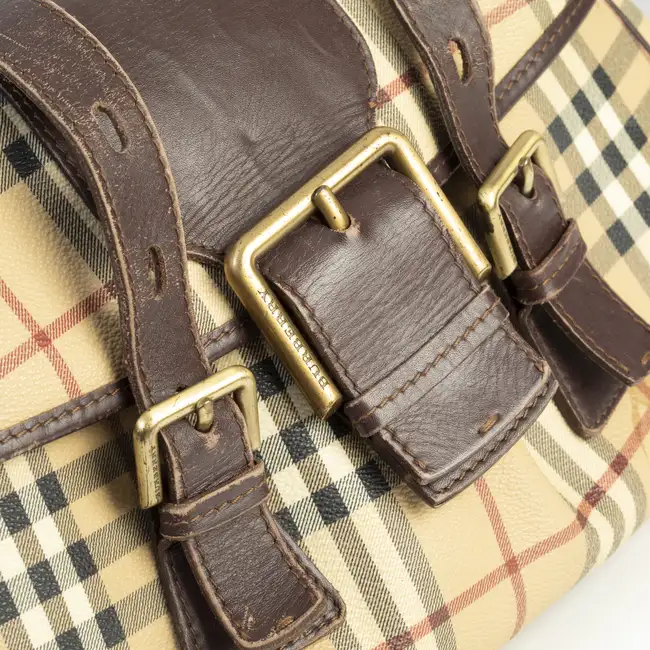 Burberry - Buckle Bag 