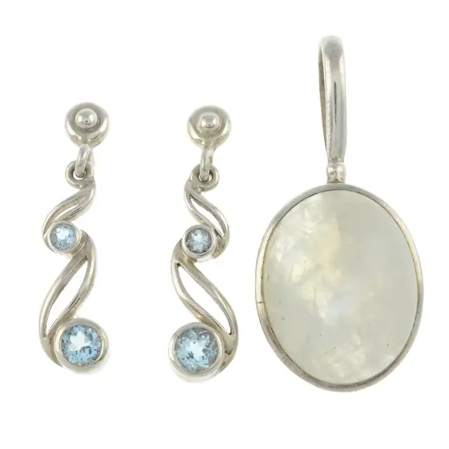 Topaz drop earrings & labradorite pendant
