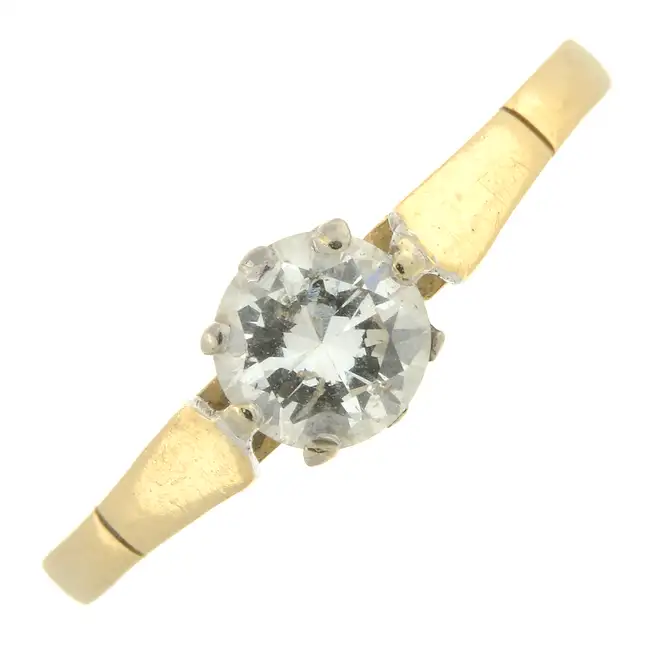 18ct gold diamond single-stone ring