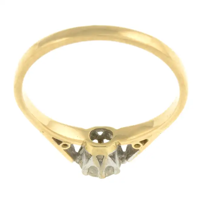 18ct gold diamond single-stone ring