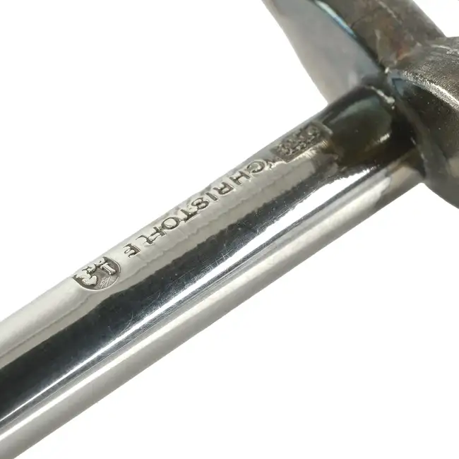 Christofle knife rests, tongs & cocktail spoon (3)