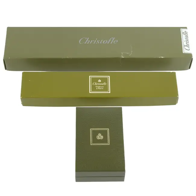 Christofle knife rests, tongs & cocktail spoon (3)