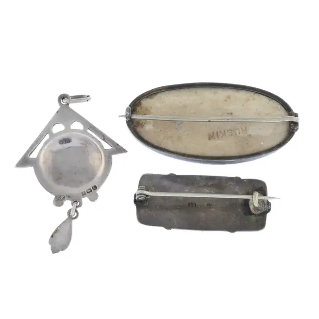 Early 20th century brooch & pendants