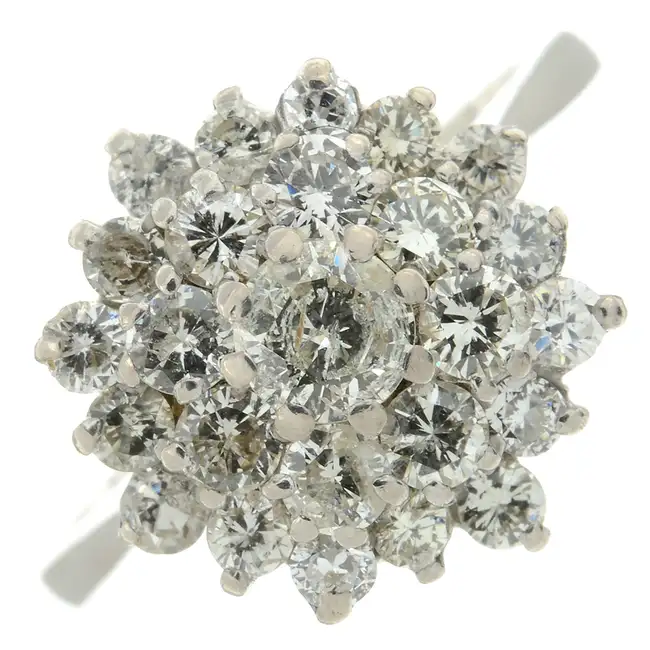 Diamond cluster ring