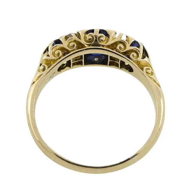 Victorian 18ct gold sapphire and diamond ring