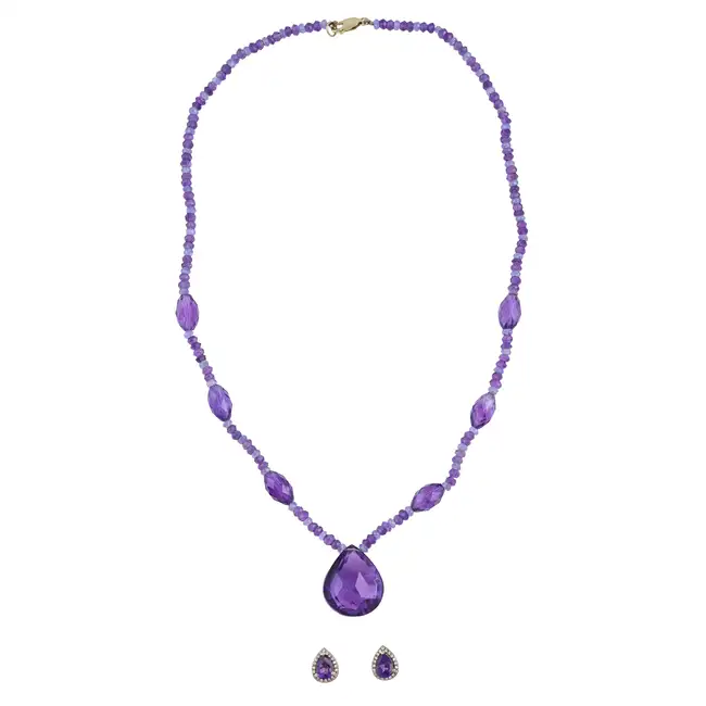 Gem-set earrings & necklace