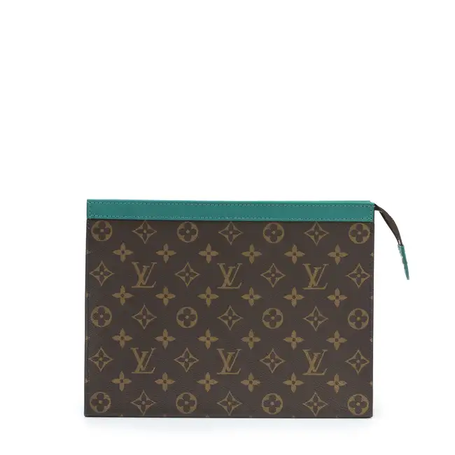 Louis Vuitton - Pochette Voyage MM