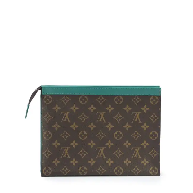 Louis Vuitton - Pochette Voyage MM