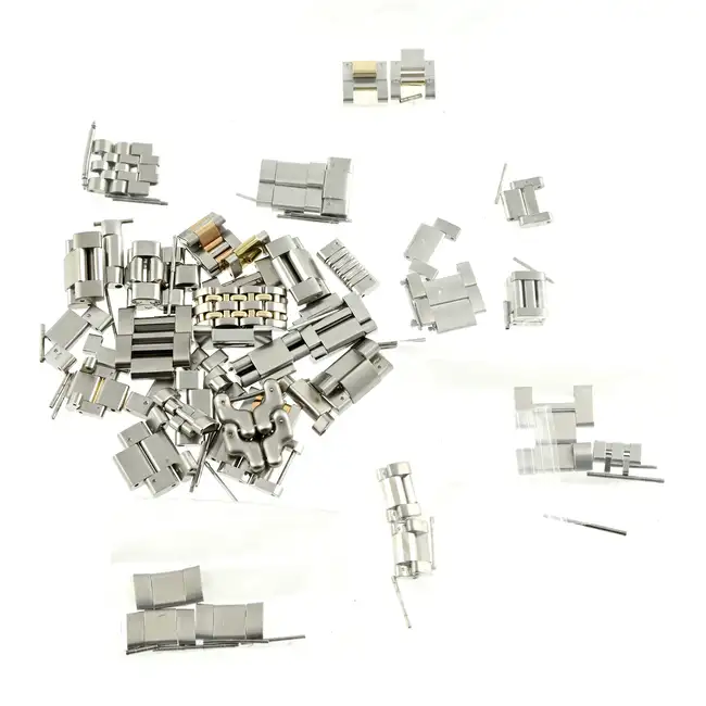 Assorted watch links. Approximately 50. 