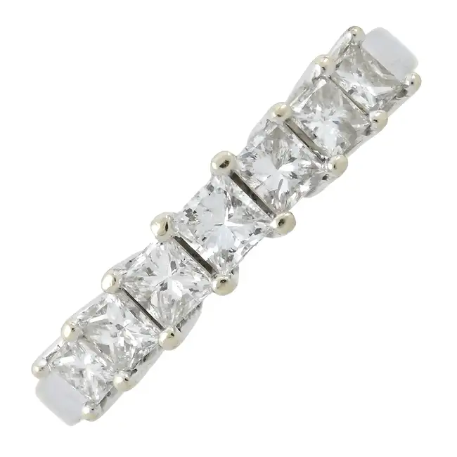 18ct gold diamond seven-stone ring