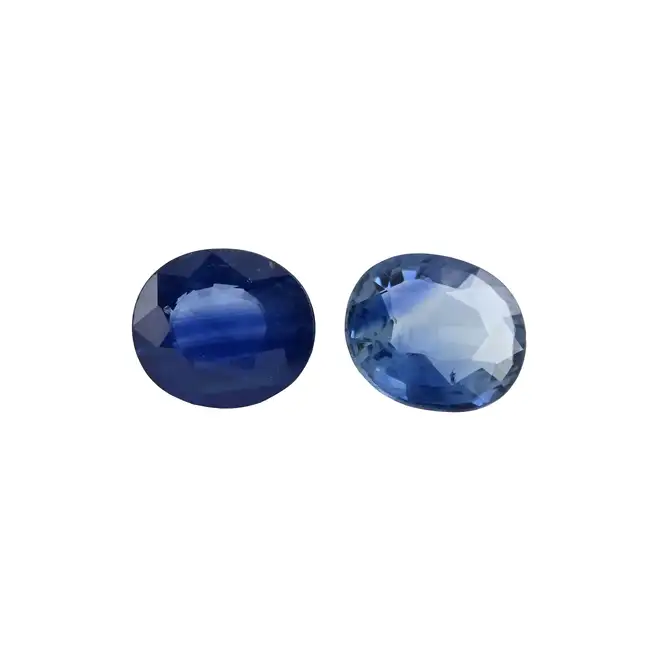 Two oval-shape sapphires, 2.22ct