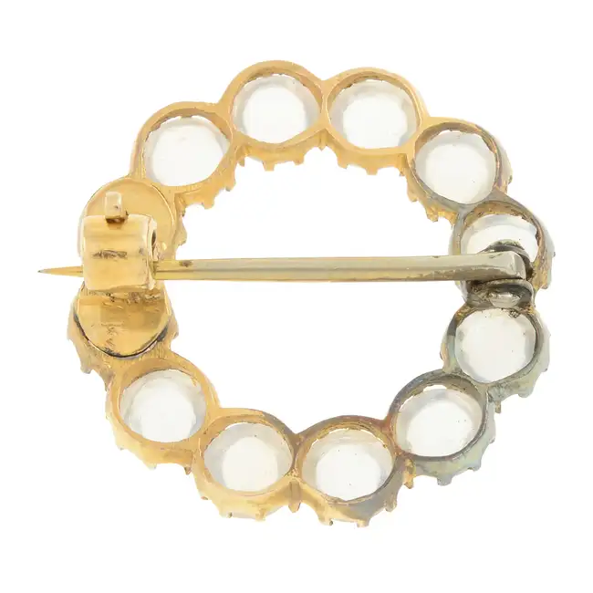 Moonstone wreath brooch