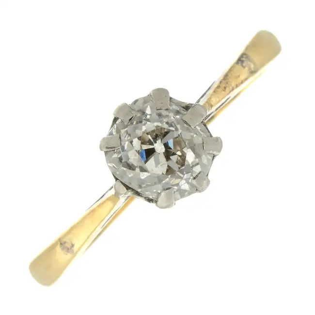 Old-cut diamond single-stone ring