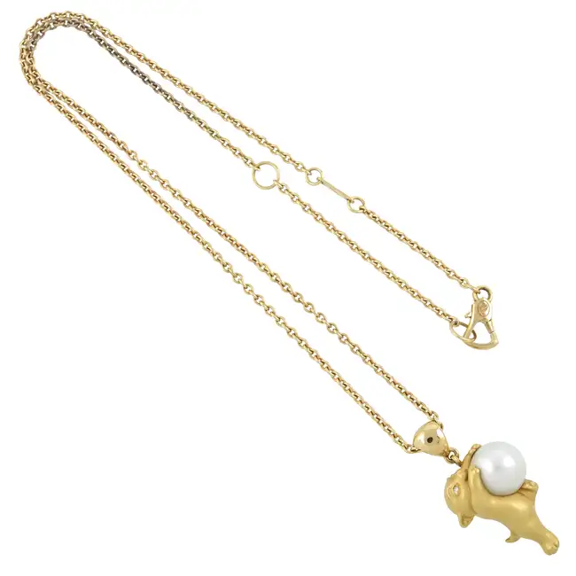 Cultured pearl 'Tender' pendant, by Magerit