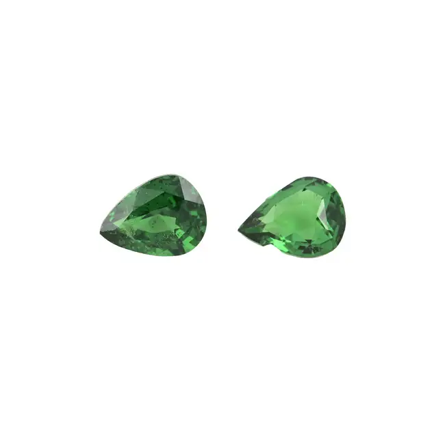 Two pear-shape tsavorite garnets, 1.49ct