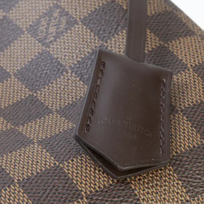 Louis Vuitton - Brittany