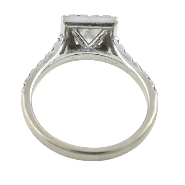 18ct gold diamond cluster ring
