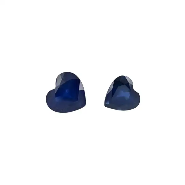Two heart-shape sapphires, 2.29ct