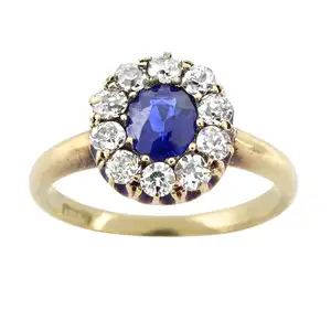 18ct gold sapphire and diamond cluster ring