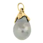 Cultured pearl pendant