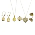 Five items of jewellery