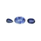 Three vari-shape sapphires, 1.95ct