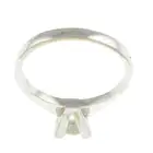 Diamond single-stone ring