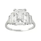 Diamond single-stone ring