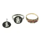 Three assorted jewellery, one gold