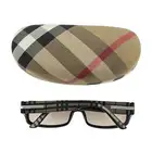 Burberry - sunglasses