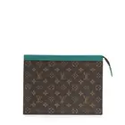 Louis Vuitton - Pochette Voyage MM