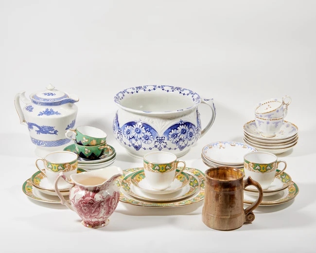 AMENDMENT: Please note, the studio pottery mug is not by David Leach, please see the updated...