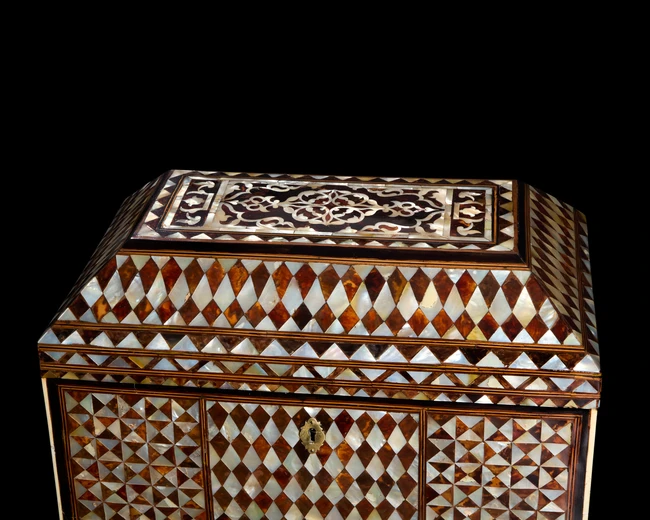 A mother of pearl, tortoise shell inlaid casket, Ottoman Turkey or provinces, 18th/19th...