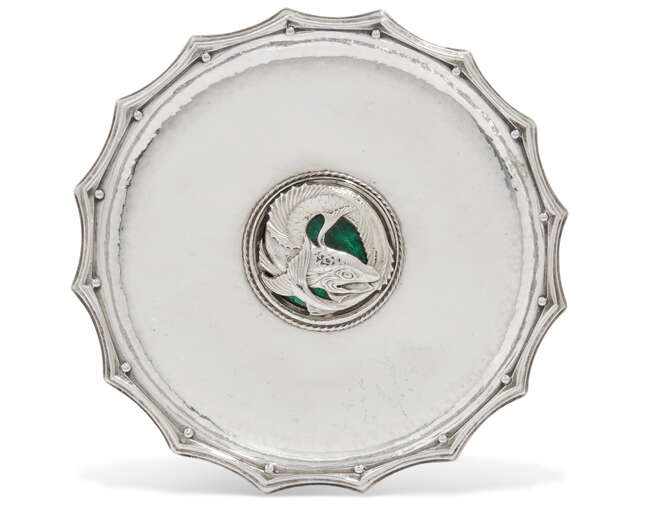 
	
		A George V Arts & Crafts style silver and enamel &#39;Queen&#39;s Fish Tray&#39; dish, mark of Omar...