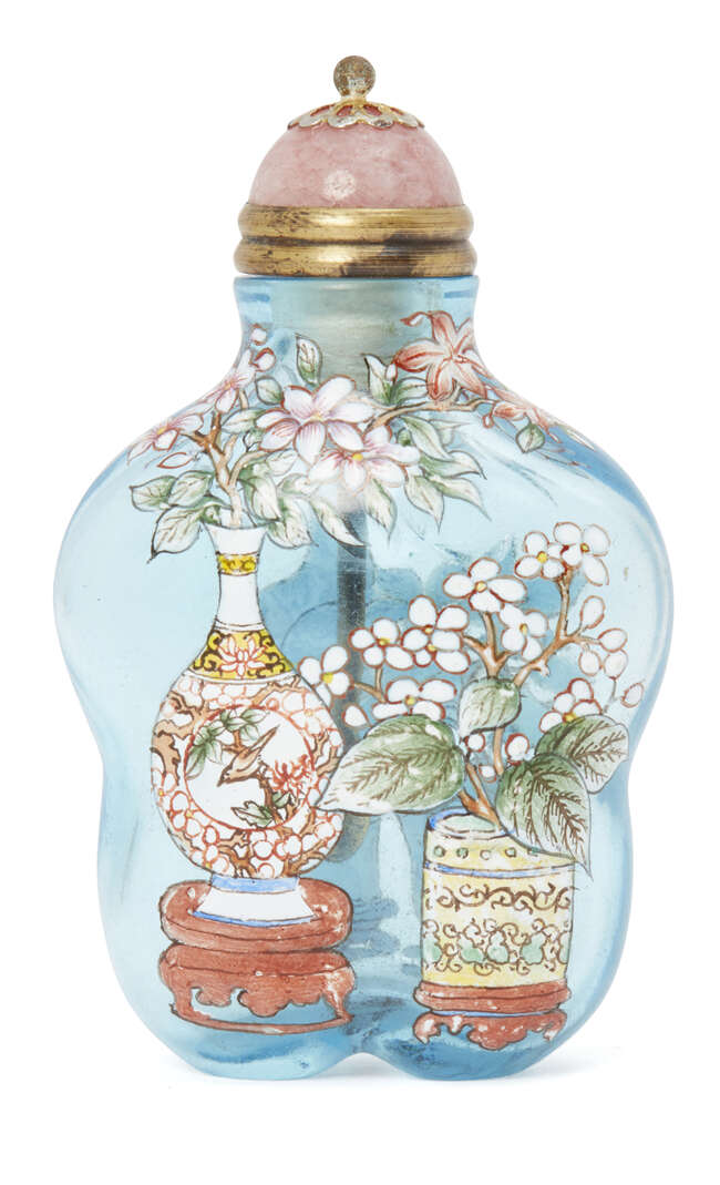 
	
		A Chinese peking glass enamel painted snuff bottle, Qianlong mark, late Qing dynasty, 