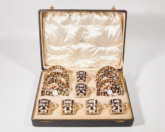 A cased set of six Royal Crown Derby ‘Imari’ pattern 2451 coffee cans and saucers, dated...