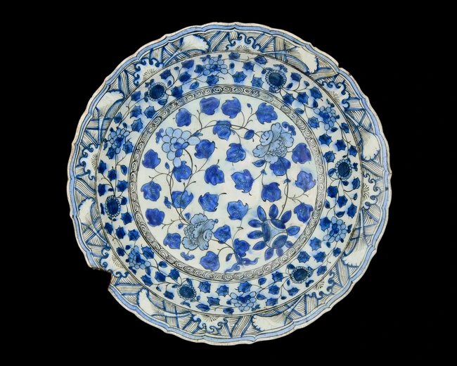 An impressively large blue and white pottery dish, Safavid Iran, second half 17th century, 
On...