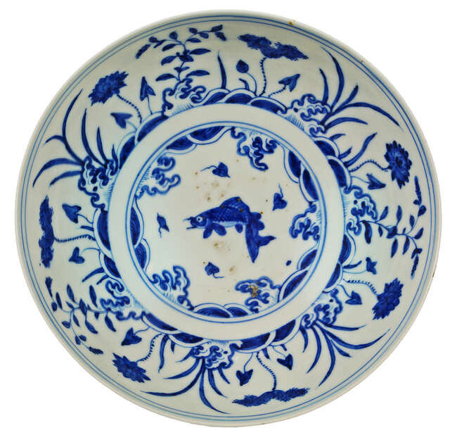 
	
		A Chinese porcelain &#39;lotus pond&#39; bowl for the Tibetan market, Lança symbol mark to base,...