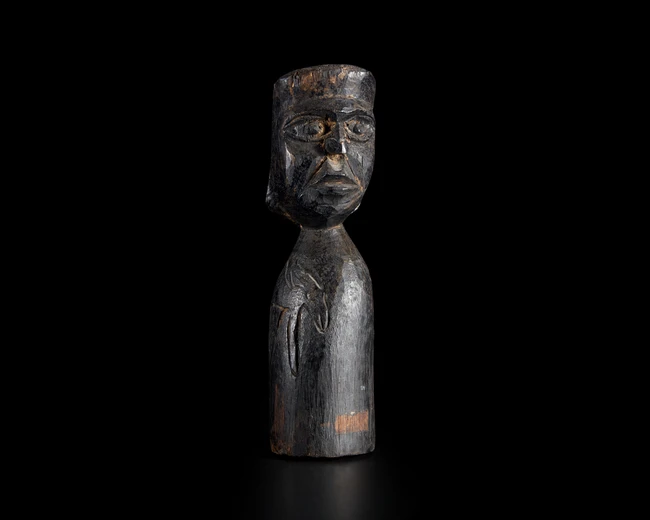 Modern African school,Figure with animal relief to side, 
Wood
22cm h 
Provenance: The Private...