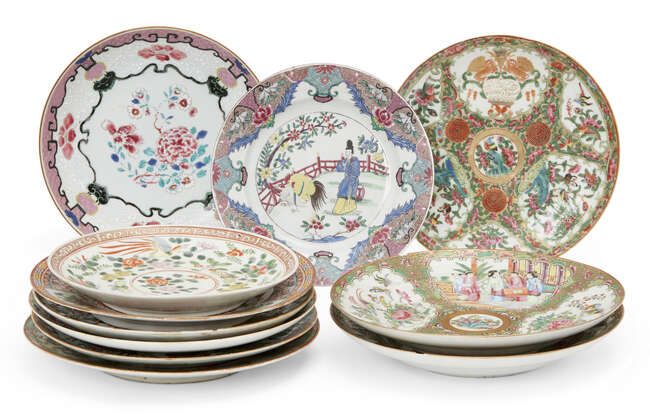 
	
		Eleven Chinese porcelain plates, 18th century - early 20th century, to include an Islamic...