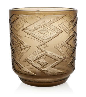 Daum
Topaz coloured vase in geometric design, circa 1930Acid-etched glassEtched mark 'DAUM NANCY...